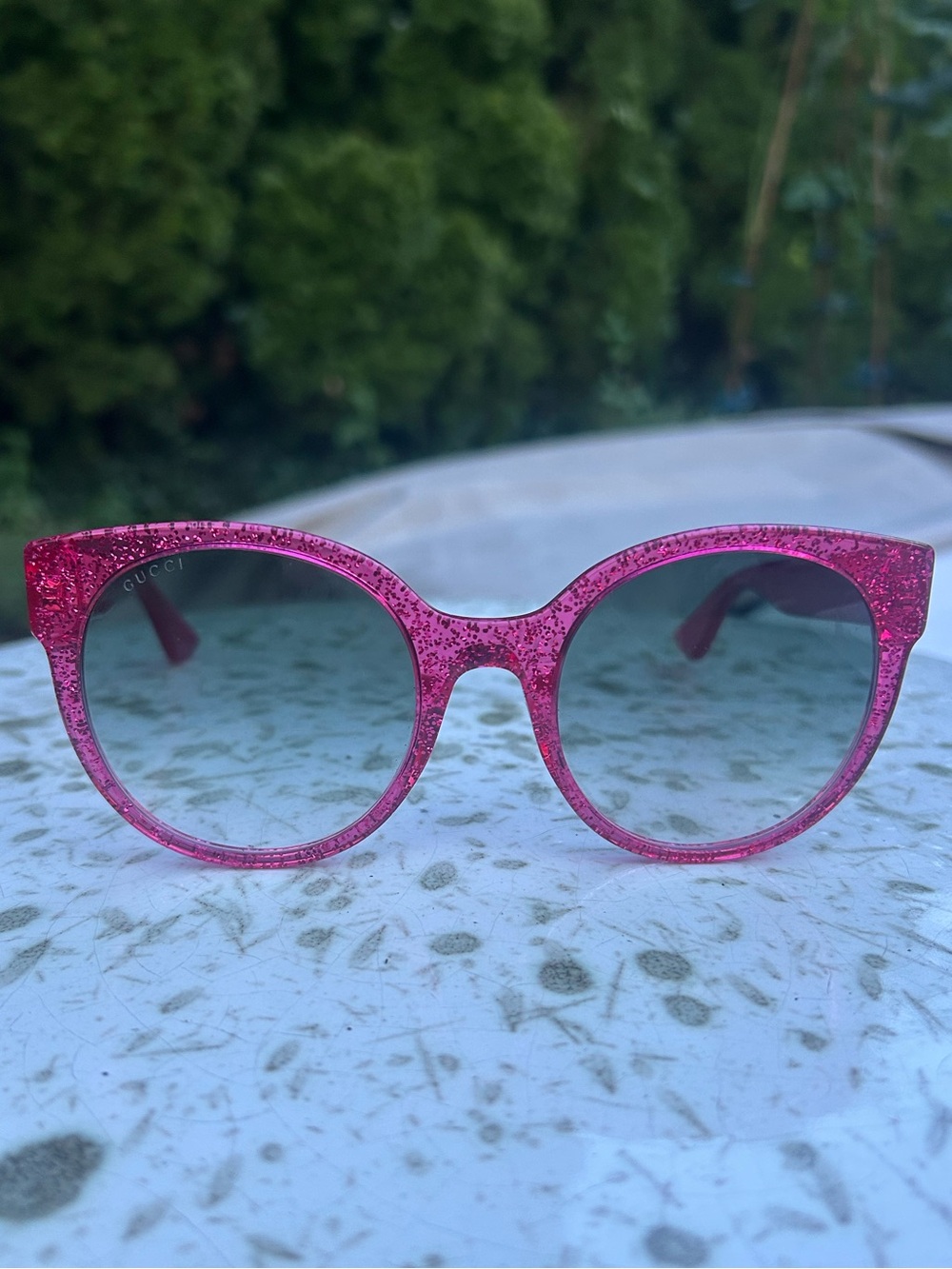 Gucci Glitter Pink Round Sunglasses with Gradient Lenses